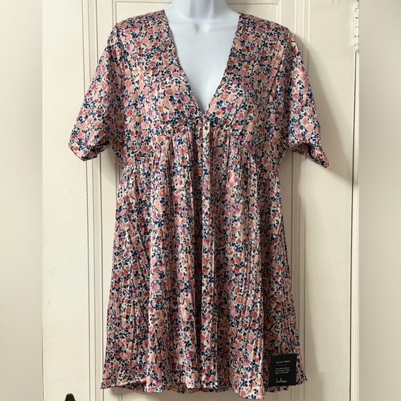 Lulus Express Yourself blush pink floral print satin babydoll dress. Medium New - Picture 6 of 12